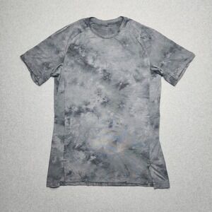 Lululemon Shirt Mens Medium Performance Better‎ Everyday Active Hiking Athletic